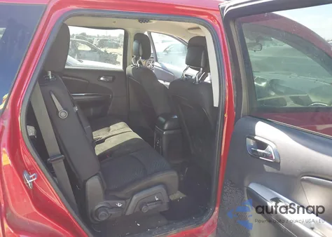 2014 Dodge Journey Sxt z USA, uszkodzony, nr VIN 3C4PDCBG0ET229738